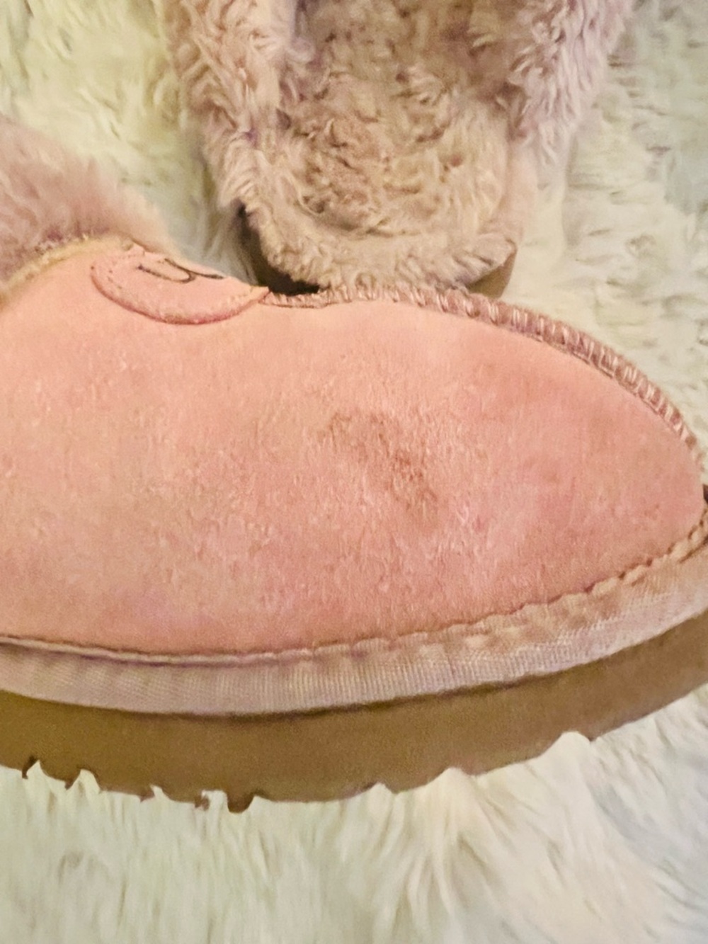 UGG Women’s Shearling-Lined Slippers in Dusty Pink - Picture 4 of 15